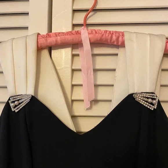 Vintage little black dress size 8 - Picture 2 of 12